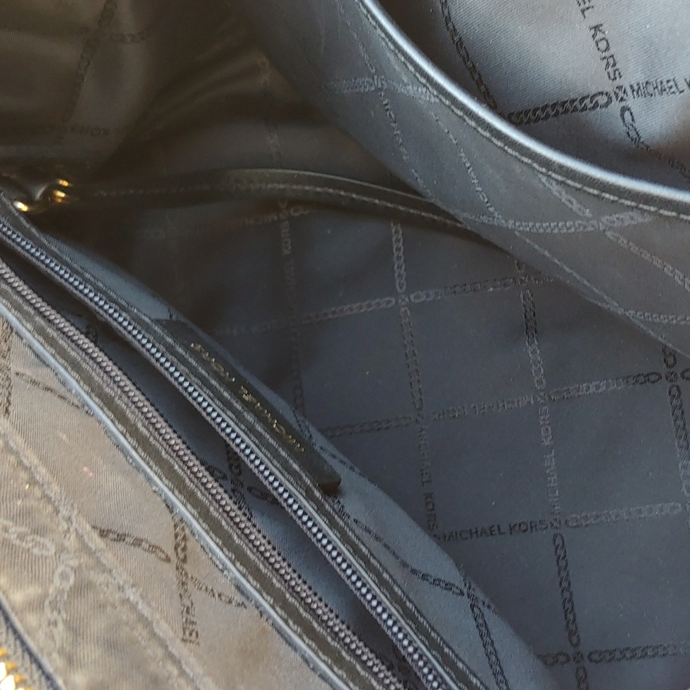 Michael Kors Black Leather Envelope Satchel Bag with Shoulder Strap - Picture 15 of 17